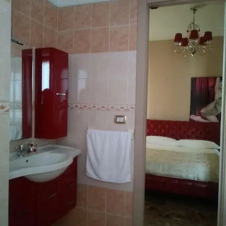 Red Bed & Breakfast *
